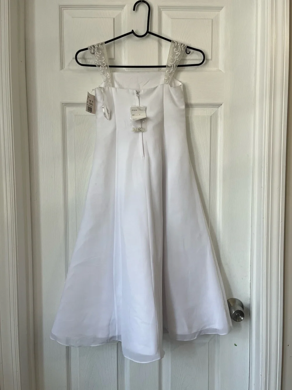 David bridal White Beaded floral A-Line Girl maxi Dress size 6 - Picture 2 of 7